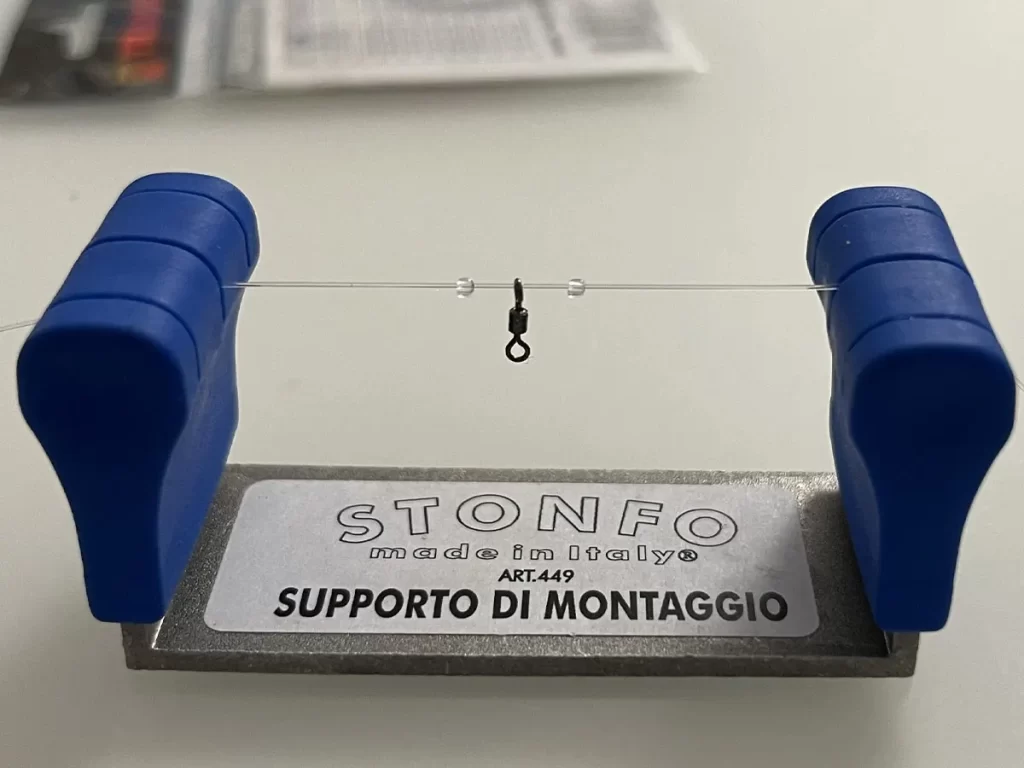 supporto di montaggio per trave surfcasting